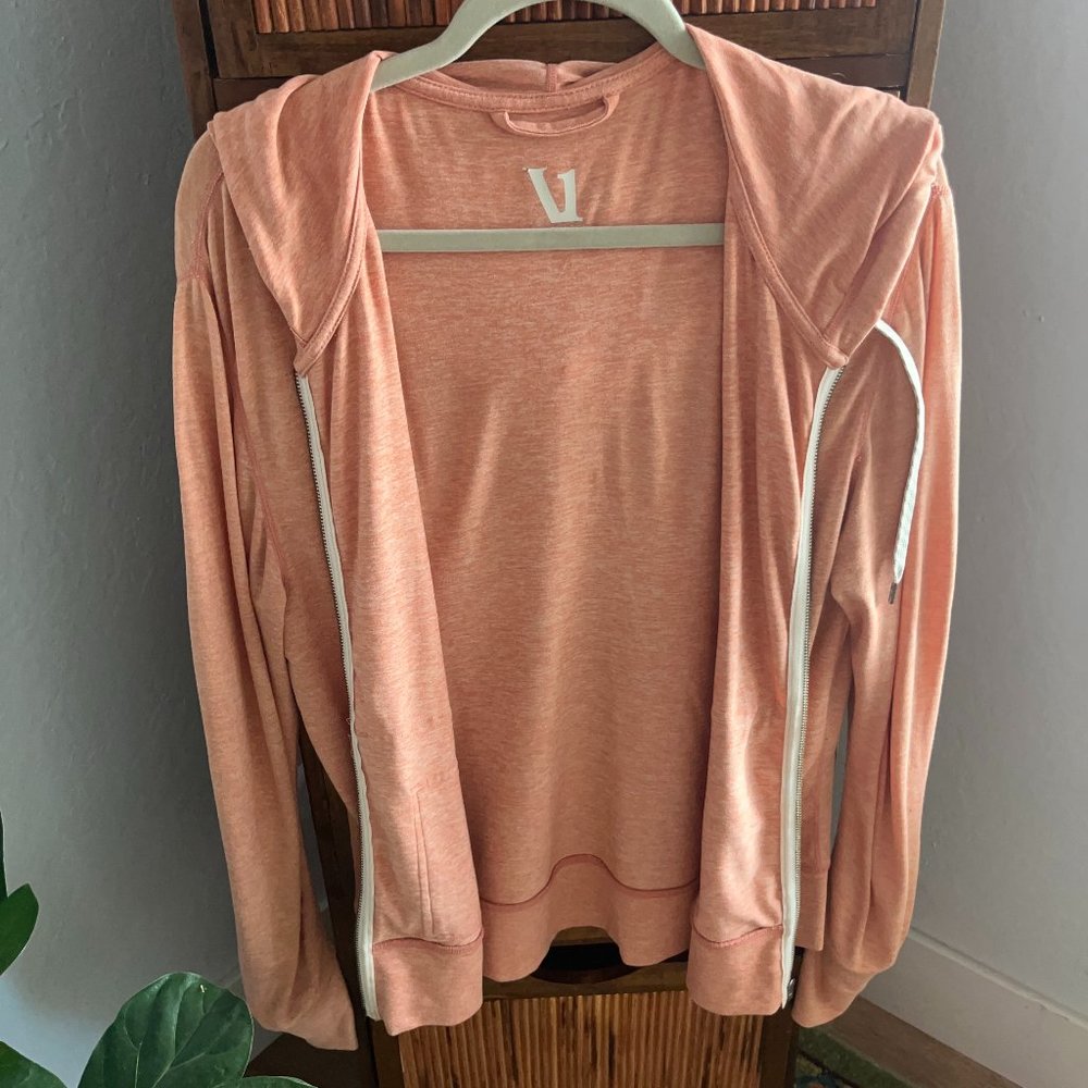 Vuori Halo Performance Hoodie
